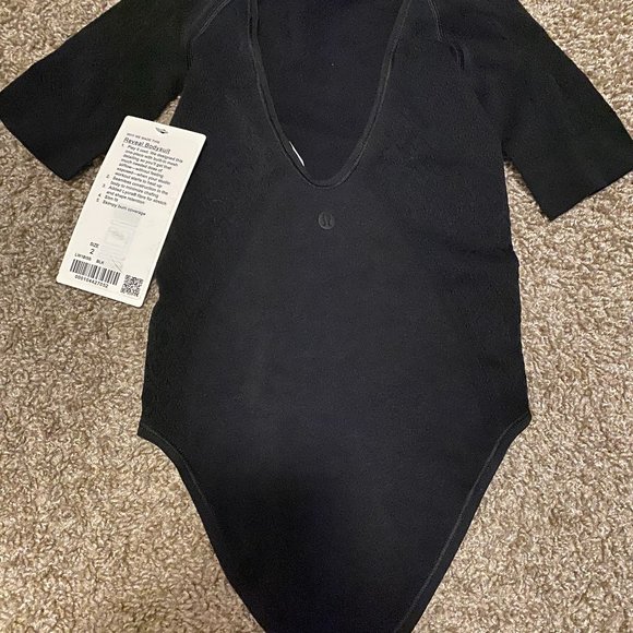 Lululemon Reveal Bodysuit - Picture 2 of 4